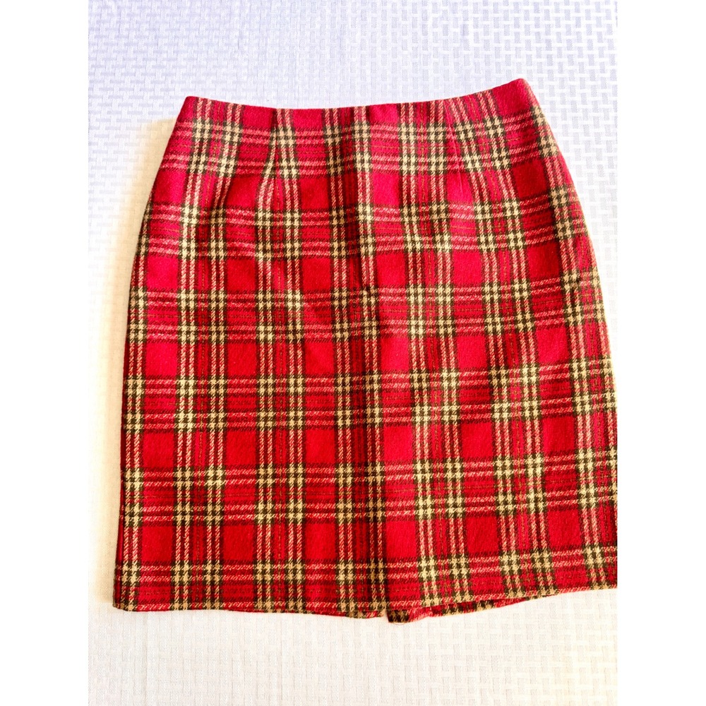 Requirements VTG Red Plaid Wool Blend Pencil Skirt Size 10 Made in USA 43300S